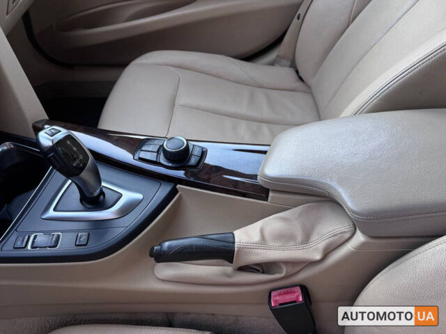 Синий БМВ 328, объемом двигателя 2 л и пробегом 146 тыс. км за 12900 $, фото 11 на Automoto.ua