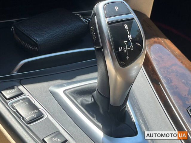 Черный БМВ 330, объемом двигателя 2 л и пробегом 55 тыс. км за 24500 $, фото 14 на Automoto.ua