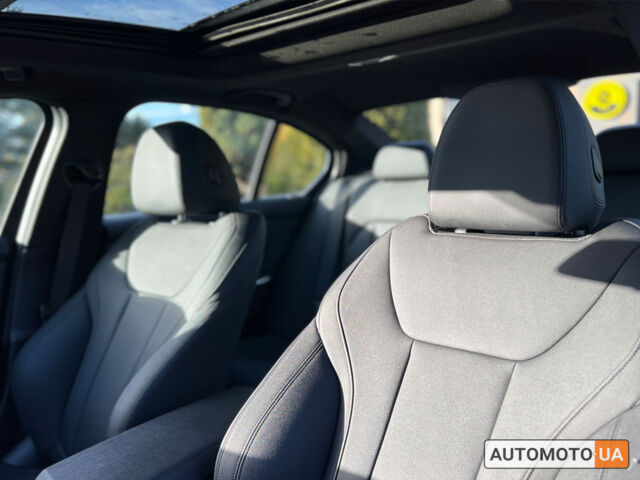 Сірий БМВ 330, об'ємом двигуна 2 л та пробігом 58 тис. км за 28900 $, фото 24 на Automoto.ua