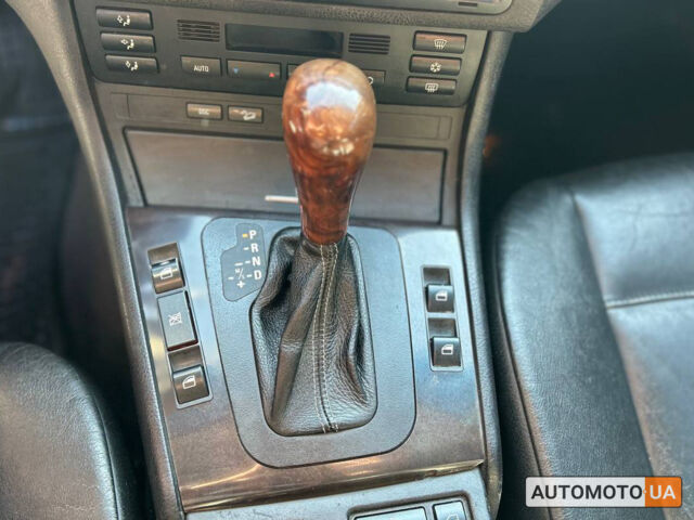 Сірий БМВ 330, об'ємом двигуна 3 л та пробігом 286 тис. км за 7200 $, фото 12 на Automoto.ua