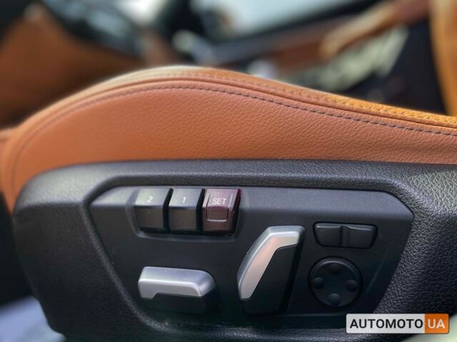 Синій БМВ 330, об'ємом двигуна 2 л та пробігом 110 тис. км за 19700 $, фото 16 на Automoto.ua