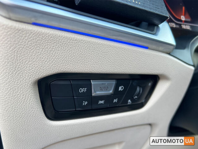 Синій БМВ 330, об'ємом двигуна 2 л та пробігом 29 тис. км за 27700 $, фото 21 на Automoto.ua