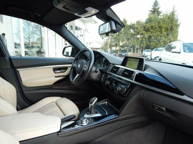 Синий БМВ 330, объемом двигателя 3 л и пробегом 80 тыс. км за 38000 $, фото 13 на Automoto.ua