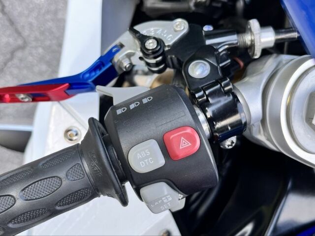БМВ 3302, объемом двигателя 1 л и пробегом 0 тыс. км за 11700 $, фото 8 на Automoto.ua