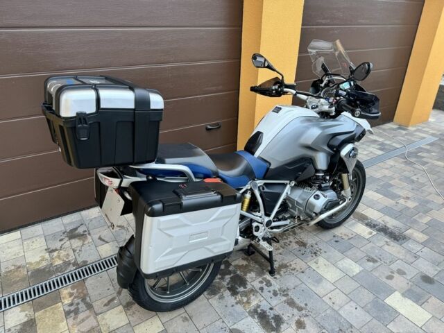 БМВ 3302, объемом двигателя 1.17 л и пробегом 0 тыс. км за 12990 $, фото 9 на Automoto.ua