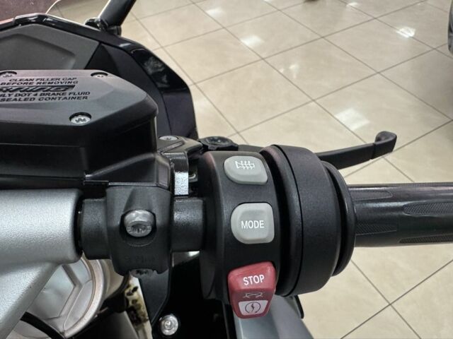 БМВ 3302, объемом двигателя 1.2 л и пробегом 0 тыс. км за 10000 $, фото 15 на Automoto.ua