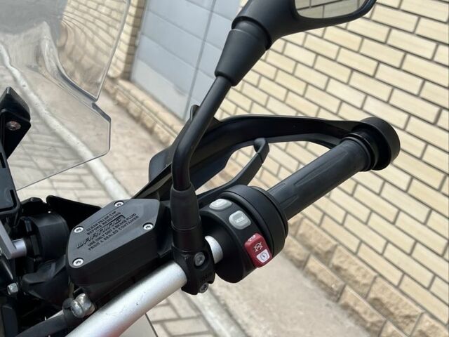 БМВ 3302, об'ємом двигуна 1.2 л та пробігом 0 тис. км за 4600 $, фото 9 на Automoto.ua