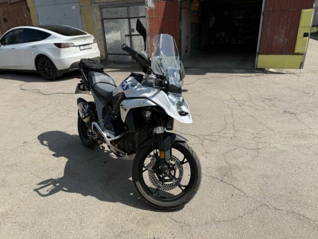 БМВ 3302, объемом двигателя 1.3 л и пробегом 0 тыс. км за 9300 $, фото 5 на Automoto.ua