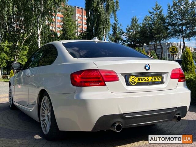 Белый БМВ 335, объемом двигателя 3 л и пробегом 192 тыс. км за 11300 $, фото 4 на Automoto.ua