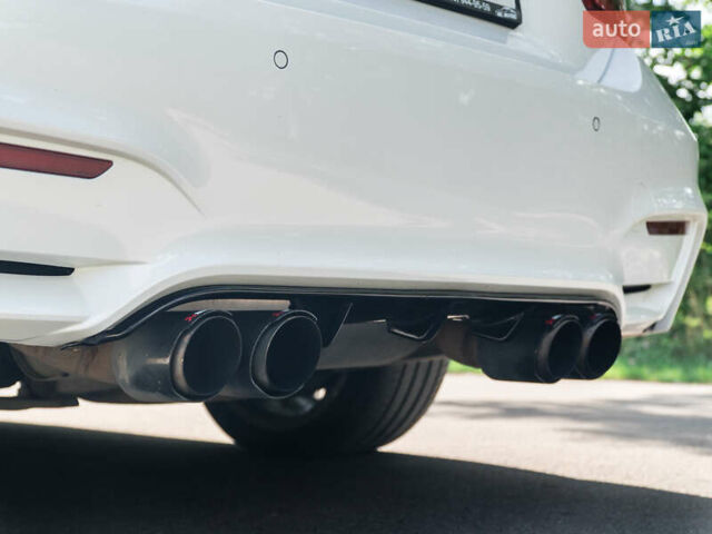 Белый БМВ 4 Серия, объемом двигателя 3 л и пробегом 115 тыс. км за 28500 $, фото 17 на Automoto.ua