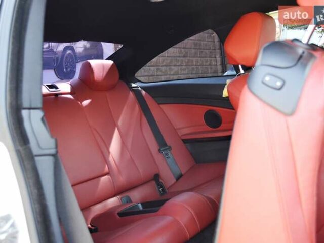 Белый БМВ 4 Серия, объемом двигателя 2 л и пробегом 134 тыс. км за 18999 $, фото 43 на Automoto.ua