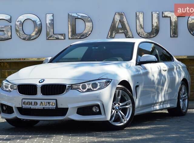 Белый БМВ 4 Серия, объемом двигателя 2 л и пробегом 134 тыс. км за 18999 $, фото 7 на Automoto.ua