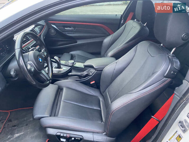 Белый БМВ 4 Серия, объемом двигателя 2 л и пробегом 179 тыс. км за 19999 $, фото 6 на Automoto.ua