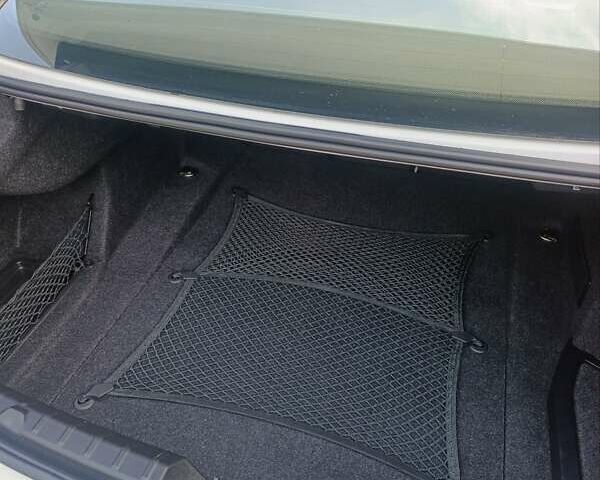 Белый БМВ 4 Серия, объемом двигателя 2 л и пробегом 218 тыс. км за 14500 $, фото 37 на Automoto.ua