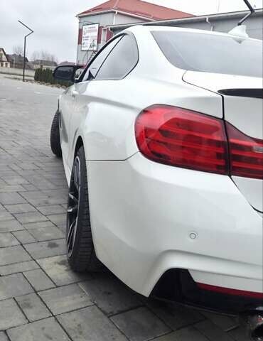 Белый БМВ 4 Серия, объемом двигателя 2 л и пробегом 171 тыс. км за 15700 $, фото 4 на Automoto.ua