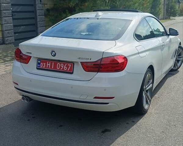 Белый БМВ 4 Серия, объемом двигателя 2 л и пробегом 218 тыс. км за 14500 $, фото 3 на Automoto.ua