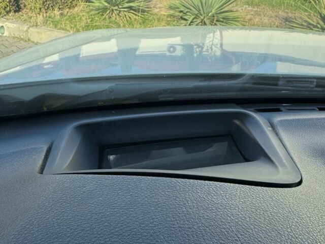 Белый БМВ 4 Серия, объемом двигателя 2 л и пробегом 190 тыс. км за 14500 $, фото 11 на Automoto.ua