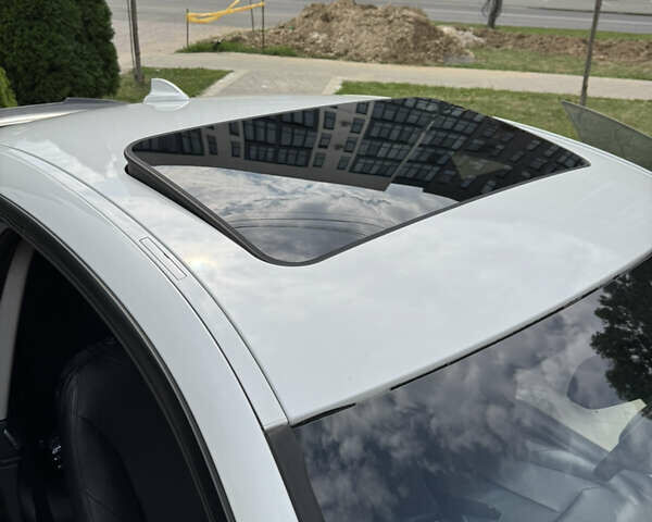 Белый БМВ 4 Серия, объемом двигателя 3 л и пробегом 140 тыс. км за 18500 $, фото 10 на Automoto.ua