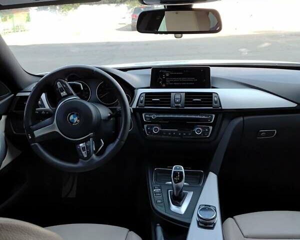 Белый БМВ 4 Серия, объемом двигателя 2 л и пробегом 302 тыс. км за 15500 $, фото 60 на Automoto.ua