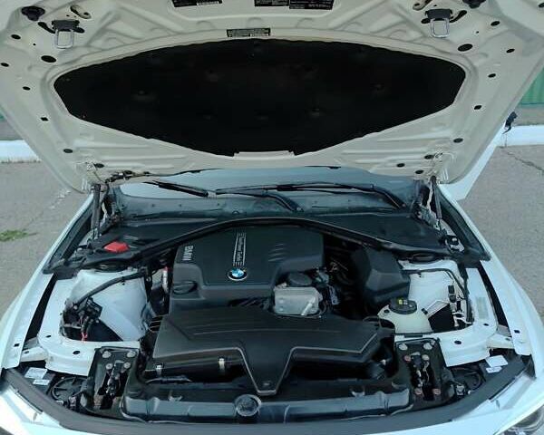 Белый БМВ 4 Серия, объемом двигателя 2 л и пробегом 302 тыс. км за 15500 $, фото 73 на Automoto.ua