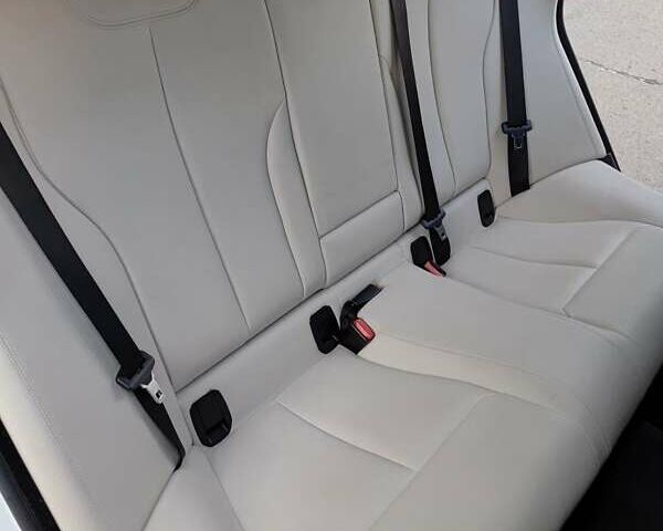 Белый БМВ 4 Серия, объемом двигателя 2 л и пробегом 302 тыс. км за 15500 $, фото 42 на Automoto.ua