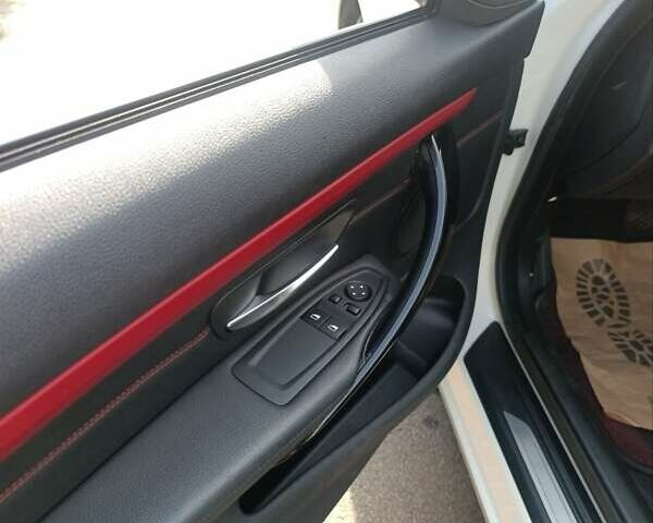 Белый БМВ 4 Серия, объемом двигателя 2 л и пробегом 218 тыс. км за 14500 $, фото 14 на Automoto.ua