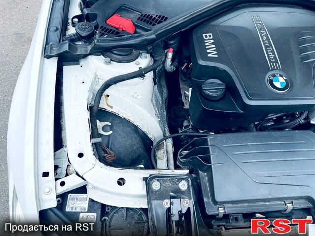 Белый БМВ 4 Серия, объемом двигателя 2 л и пробегом 151 тыс. км за 18100 $, фото 6 на Automoto.ua