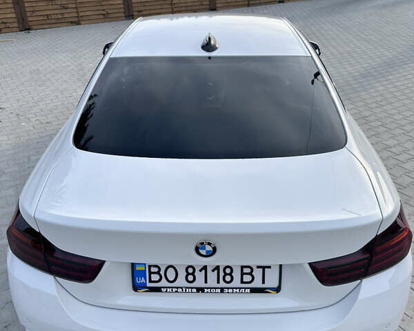 Белый БМВ 4 Серия, объемом двигателя 2 л и пробегом 200 тыс. км за 22000 $, фото 11 на Automoto.ua