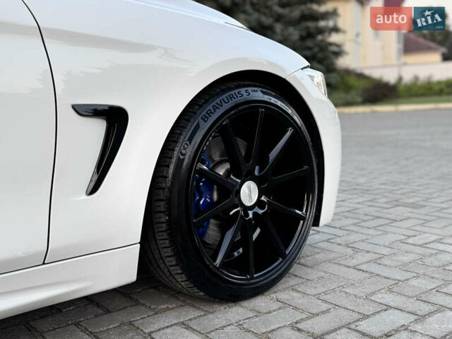 Білий БМВ 4 Серія, об'ємом двигуна 2 л та пробігом 120 тис. км за 18000 $, фото 12 на Automoto.ua