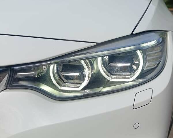 Белый БМВ 4 Серия, объемом двигателя 2 л и пробегом 218 тыс. км за 14500 $, фото 1 на Automoto.ua