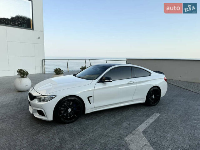 Білий БМВ 4 Серія, об'ємом двигуна 2 л та пробігом 120 тис. км за 18000 $, фото 1 на Automoto.ua