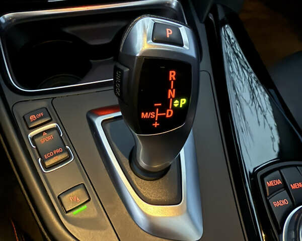 Белый БМВ 4 Серия, объемом двигателя 2 л и пробегом 187 тыс. км за 19000 $, фото 14 на Automoto.ua