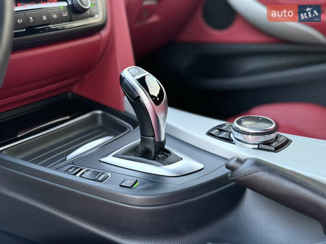 Білий БМВ 4 Серія, об'ємом двигуна 2 л та пробігом 120 тис. км за 18000 $, фото 19 на Automoto.ua