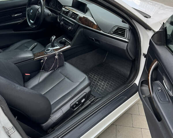 Белый БМВ 4 Серия, объемом двигателя 3 л и пробегом 140 тыс. км за 18500 $, фото 7 на Automoto.ua