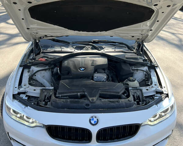 Белый БМВ 4 Серия, объемом двигателя 2 л и пробегом 212 тыс. км за 17000 $, фото 7 на Automoto.ua