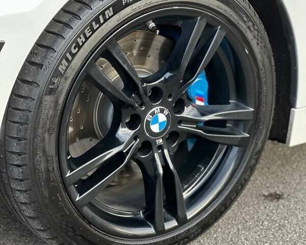 Белый БМВ 4 Серия, объемом двигателя 2 л и пробегом 80 тыс. км за 17500 $, фото 8 на Automoto.ua