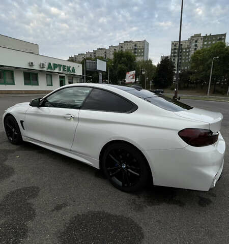 Белый БМВ 4 Серия, объемом двигателя 2 л и пробегом 210 тыс. км за 21900 $, фото 17 на Automoto.ua