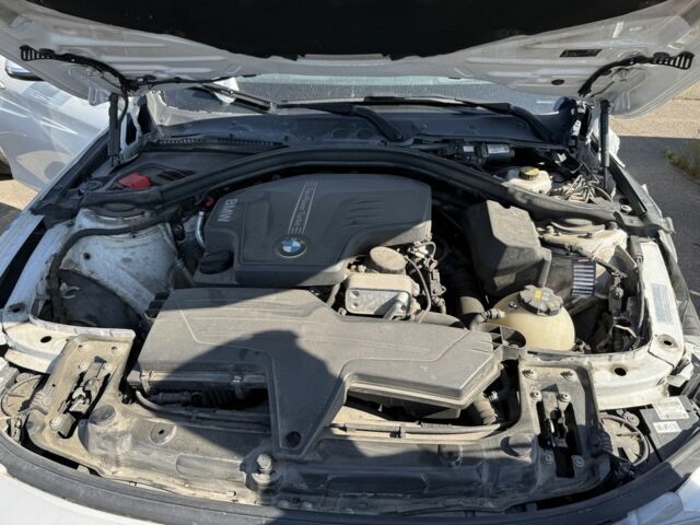 Белый БМВ 4 Серия, объемом двигателя 2 л и пробегом 138 тыс. км за 6000 $, фото 10 на Automoto.ua