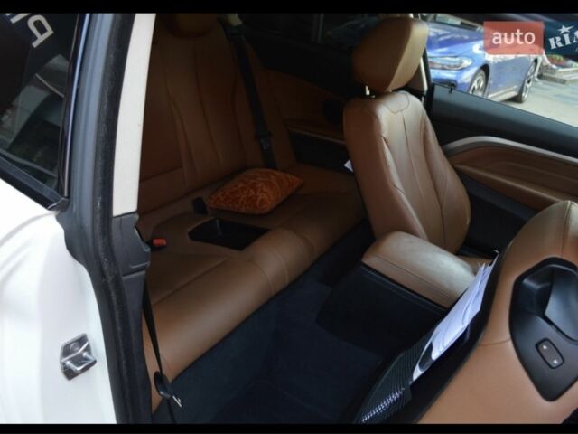 Білий БМВ 4 Серія, об'ємом двигуна 2 л та пробігом 154 тис. км за 15400 $, фото 16 на Automoto.ua