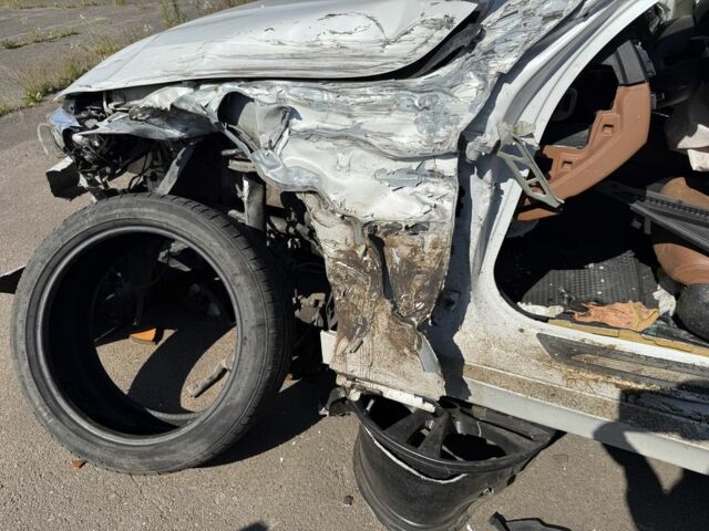 Белый БМВ 4 Серия, объемом двигателя 2 л и пробегом 138 тыс. км за 6000 $, фото 13 на Automoto.ua