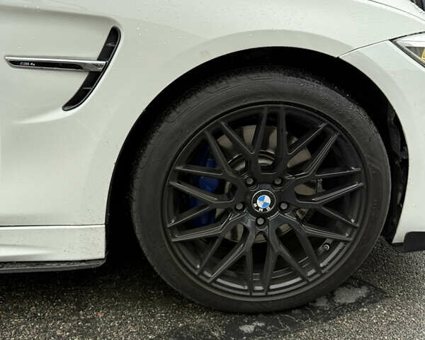 Белый БМВ 4 Серия, объемом двигателя 3 л и пробегом 238 тыс. км за 19999 $, фото 7 на Automoto.ua