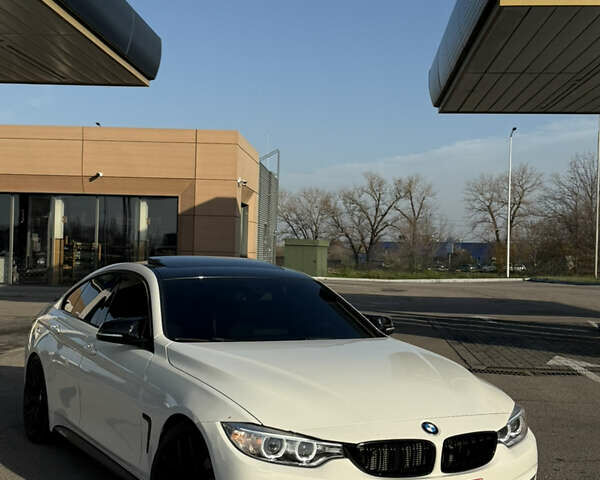 Белый БМВ 4 Серия, объемом двигателя 2 л и пробегом 210 тыс. км за 15999 $, фото 2 на Automoto.ua