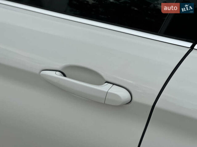 Белый БМВ 4 Серия, объемом двигателя 2 л и пробегом 178 тыс. км за 17900 $, фото 15 на Automoto.ua