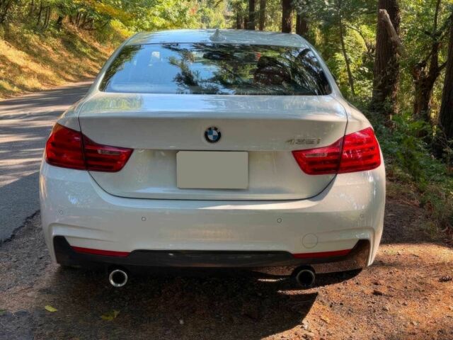 Белый БМВ 4 Серия, объемом двигателя 3 л и пробегом 76 тыс. км за 11000 $, фото 6 на Automoto.ua