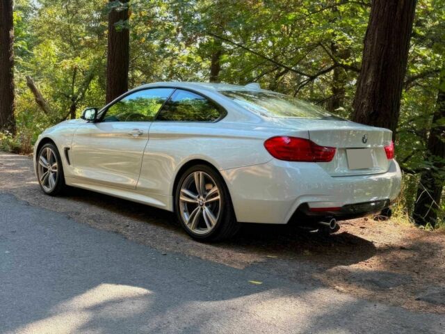 Белый БМВ 4 Серия, объемом двигателя 3 л и пробегом 76 тыс. км за 11000 $, фото 5 на Automoto.ua