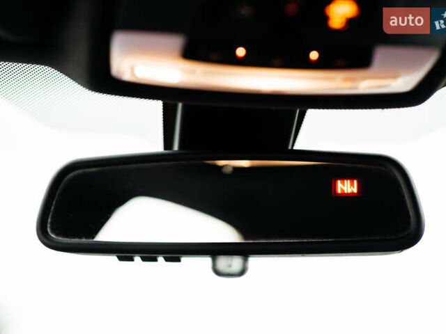 Белый БМВ 4 Серия, объемом двигателя 2 л и пробегом 180 тыс. км за 17999 $, фото 38 на Automoto.ua