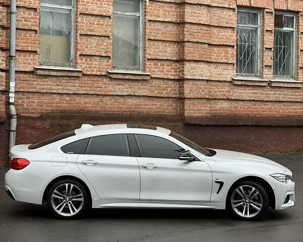 Білий БМВ 4 Серія, об'ємом двигуна 2 л та пробігом 110 тис. км за 21700 $, фото 15 на Automoto.ua