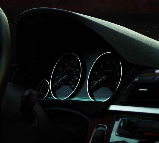 Белый БМВ 4 Серия, объемом двигателя 2 л и пробегом 141 тыс. км за 23000 $, фото 12 на Automoto.ua