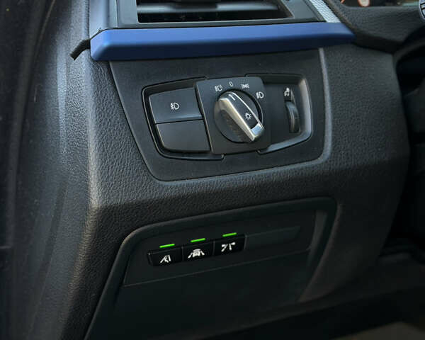 Белый БМВ 4 Серия, объемом двигателя 3 л и пробегом 141 тыс. км за 27400 $, фото 9 на Automoto.ua