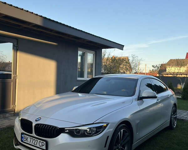 Білий БМВ 4 Серія, об'ємом двигуна 2 л та пробігом 98 тис. км за 21000 $, фото 8 на Automoto.ua